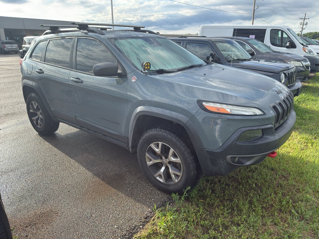 Used 2014 Anvil Clear Coat Jeep Trailhawk image 4