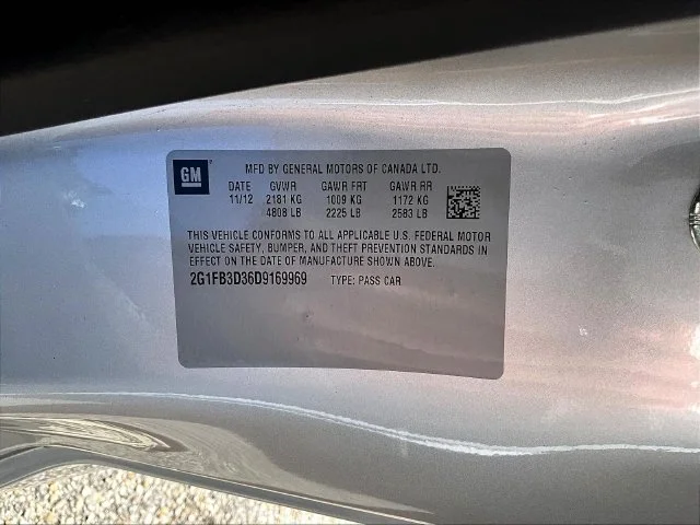 Used 2013 Silver Chevrolet 1LT image 19
