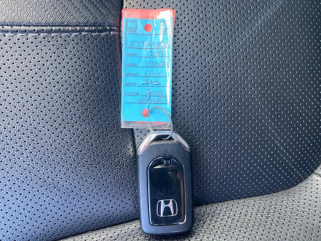 Used 2018  Honda EX-L image 38