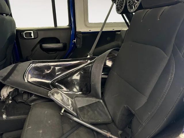 Used 2018 Blue Jeep Unlimited Sport S image 13