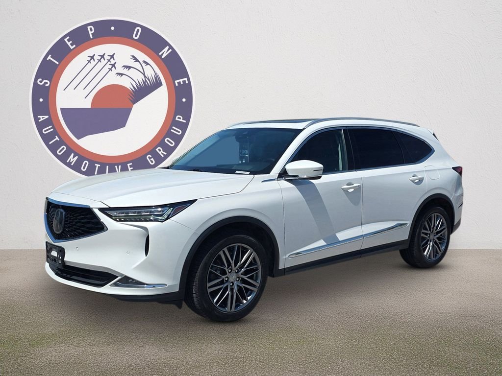 Used 2023  Acura Advance image 2
