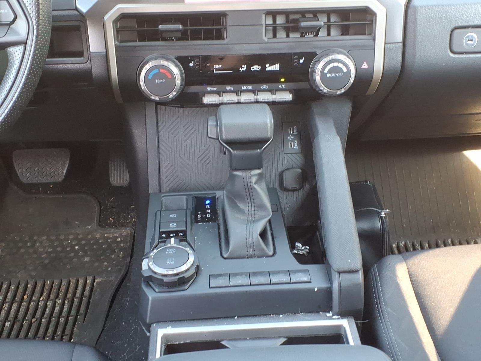 Used 2024 Underground Toyota SR5 image 22