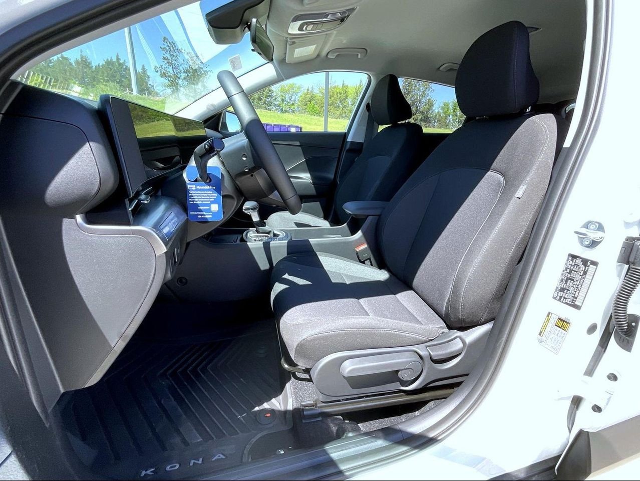 New 2026 White Hyundai SEL Sport image 10