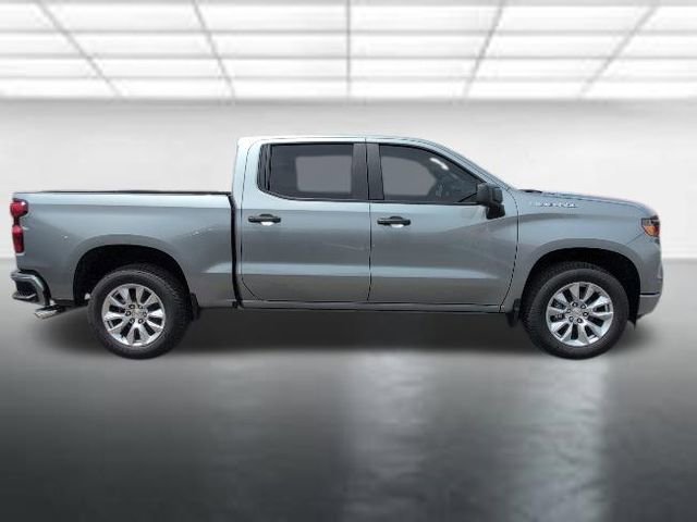 New 2026 Sterling Gray Metallic Chevrolet Custom image 27