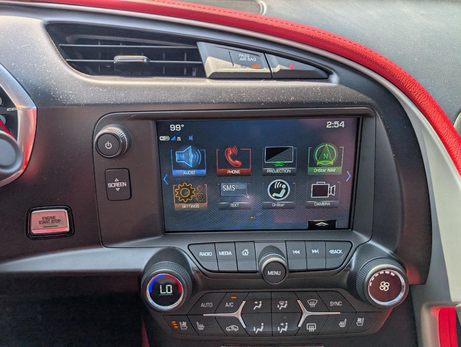 Used 2019 BLADE SILVER METALLIC Chevrolet 2LT image 19