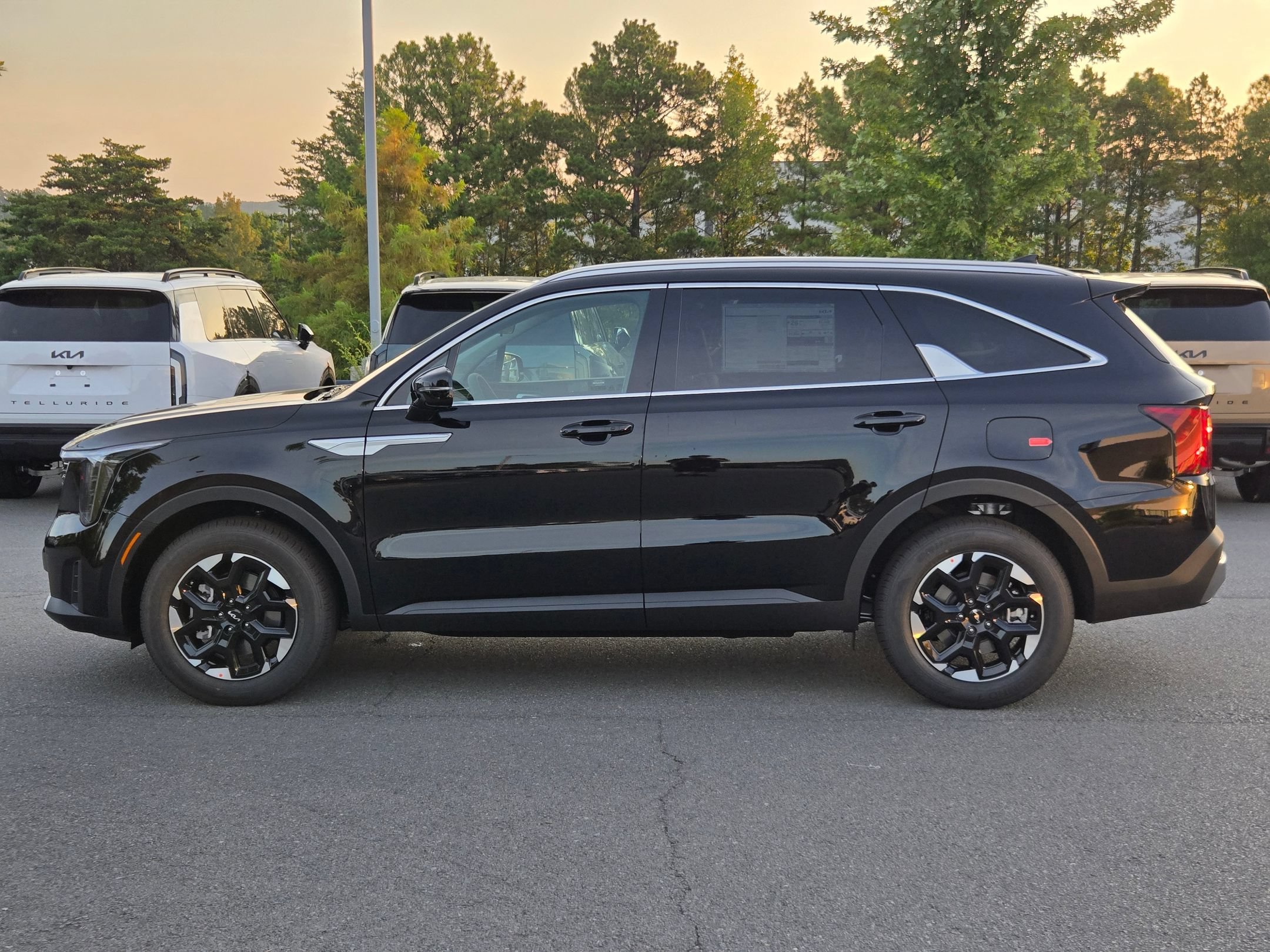 New 2026 Ebony Black Kia S image 4