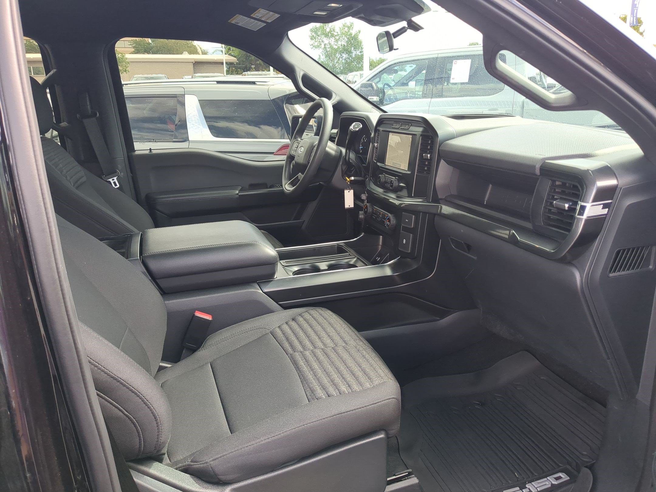 Used 2023 Agate Black Metallic Ford XL image 30