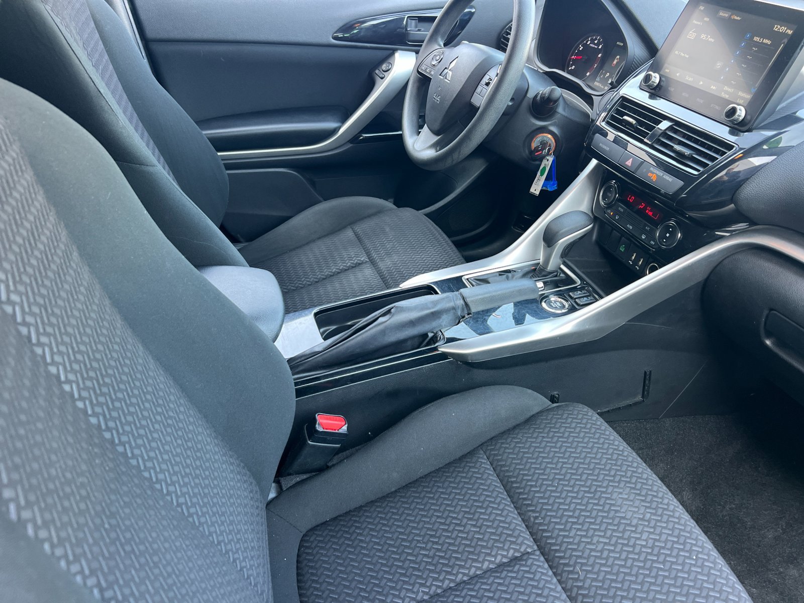 Used 2023  Mitsubishi LE image 16