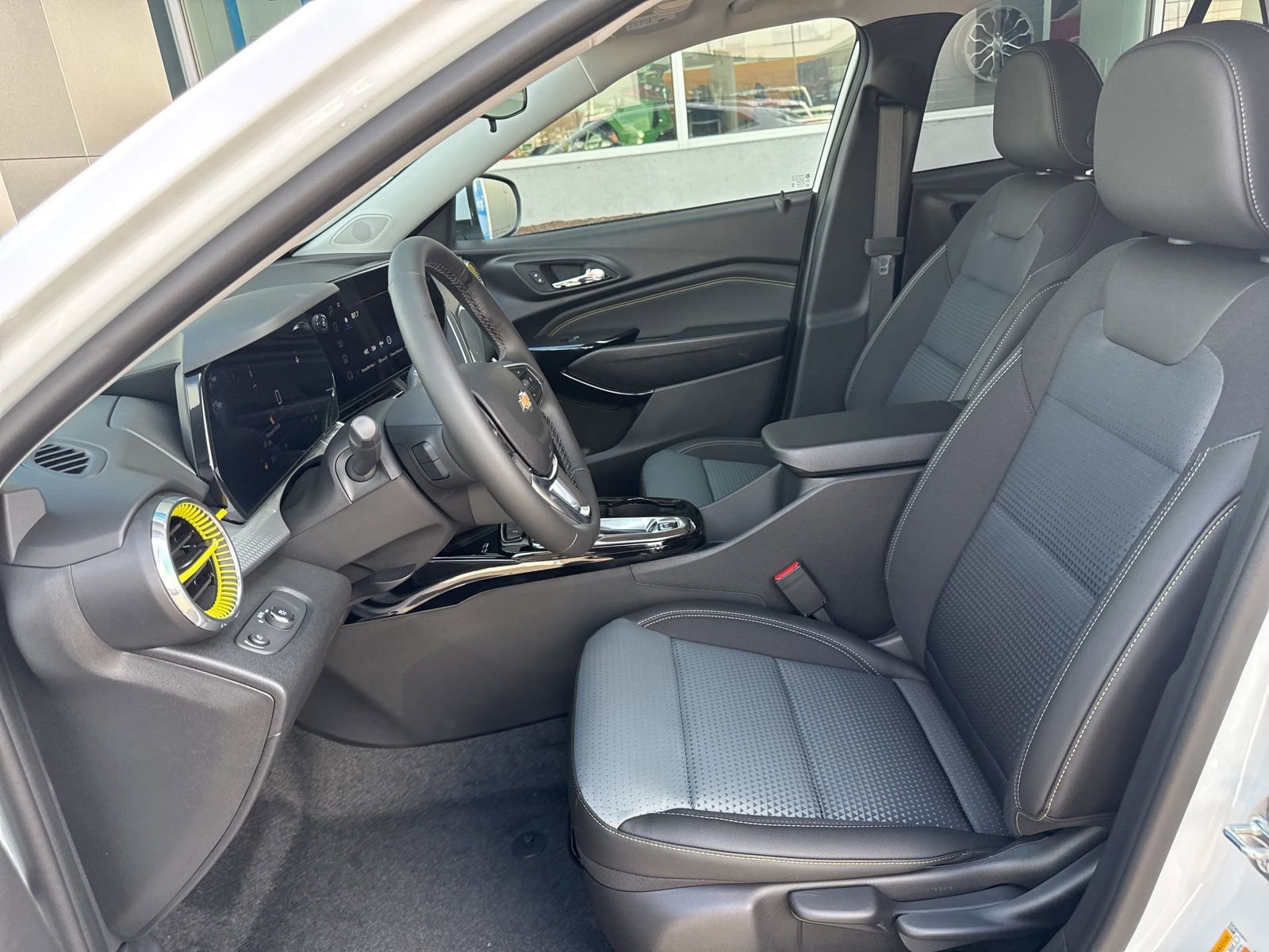 New 2026 Summit White Chevrolet LT with Sunroof Package - Driver Confidence Package - Convenience Package image 16