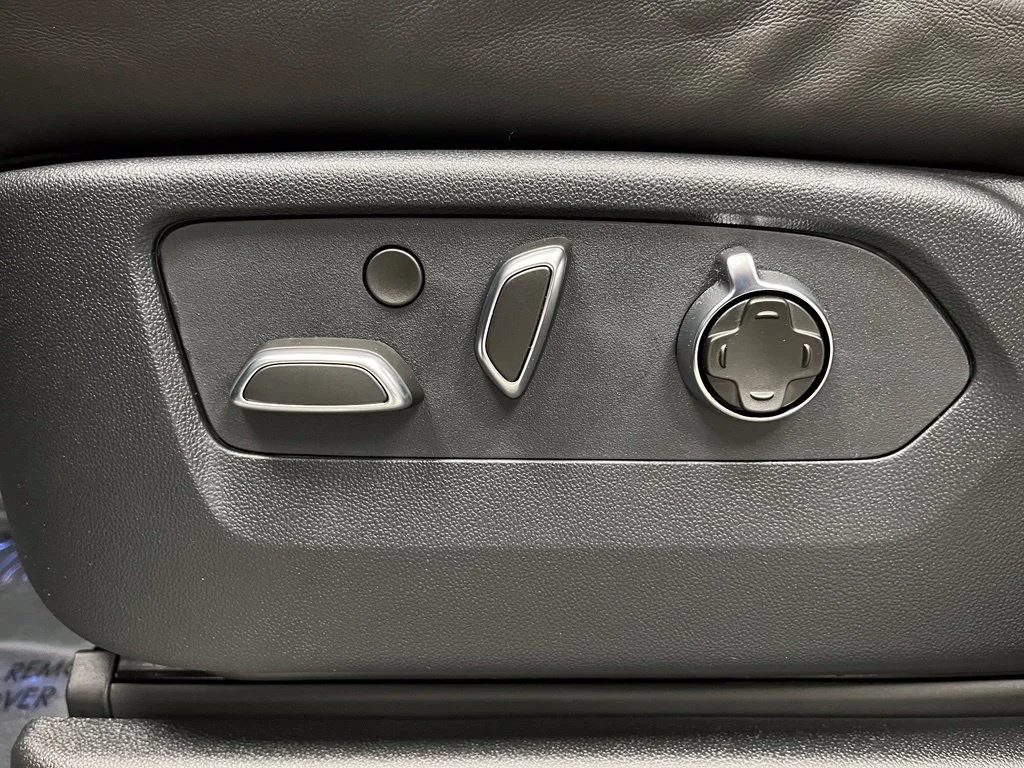 Used 2026 Green Cadillac V-Series image 45
