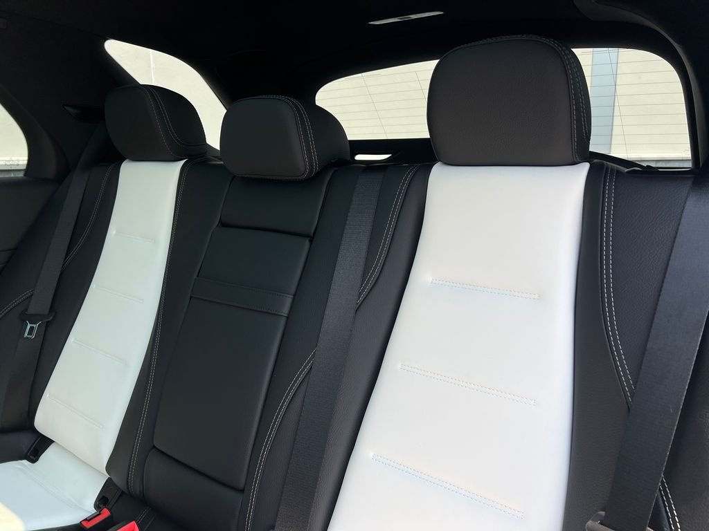 New 2026 Black Mercedes-Benz GLE 450 image 26