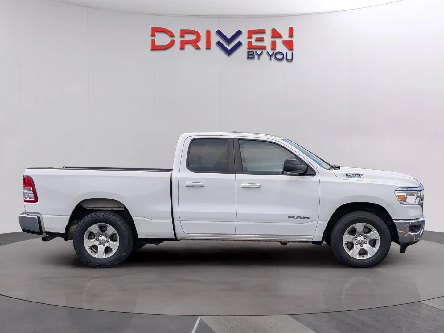 Used 2022 Bright White Clearcoat Ram Big Horn image 6