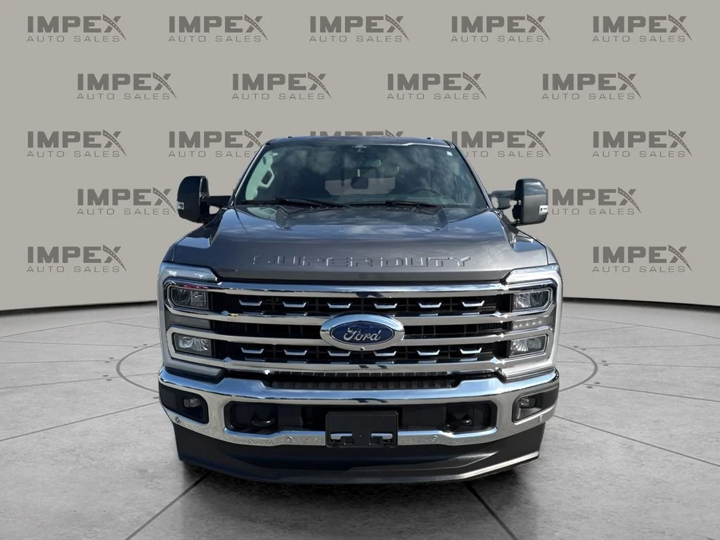 Used 2024 Gray Ford Lariat image 7