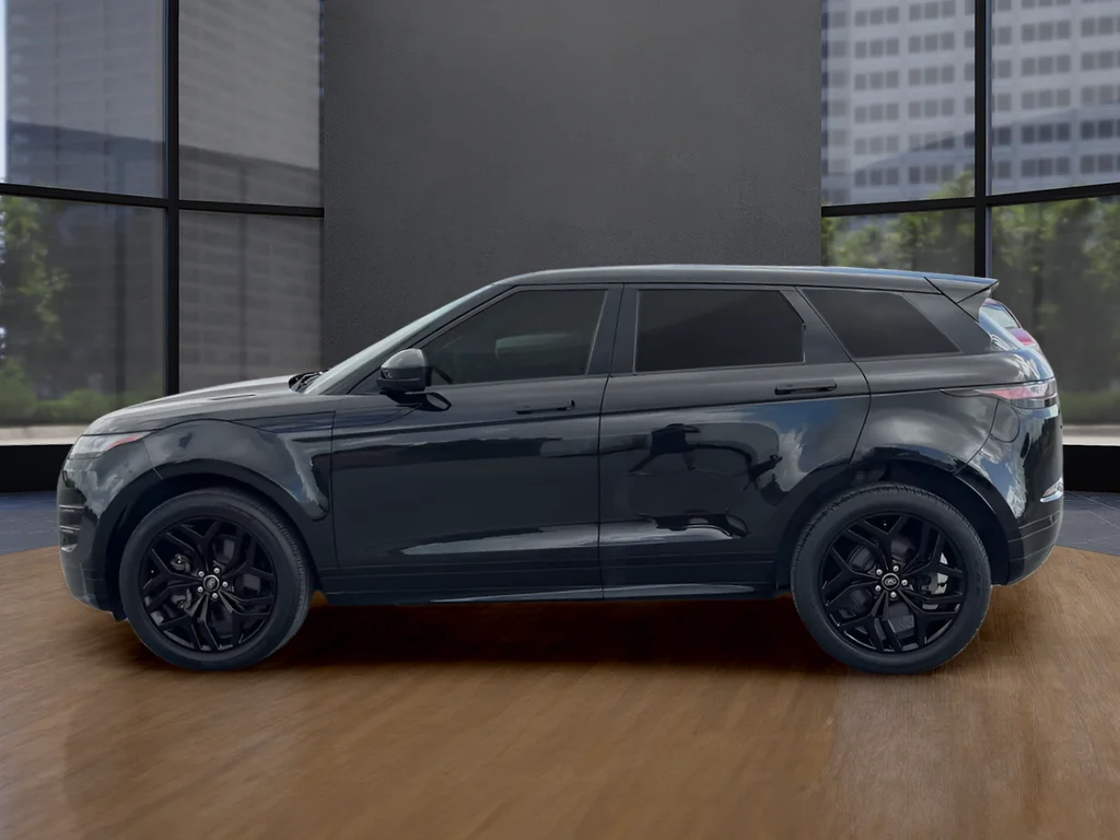 Used 2022 Black Land Rover Dynamic image 8