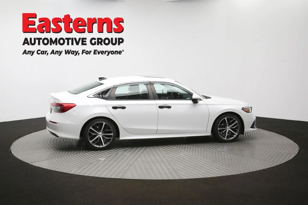 Used 2022 White Honda Touring image 43