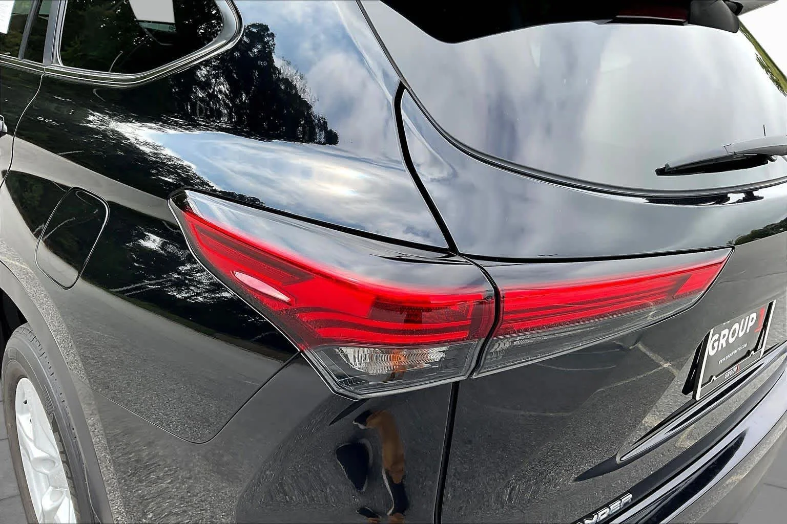 Used 2023 Midnight Black Metallic Toyota LE image 28