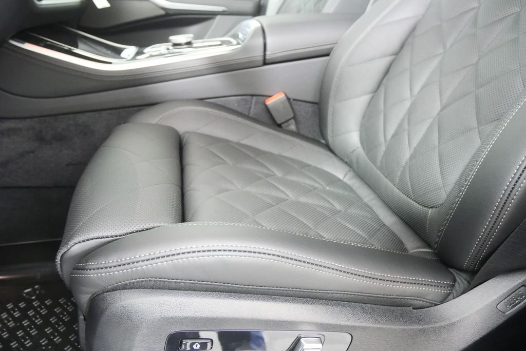 Used 2026 Brooklyn Grey Metallic BMW sDrive40i image 9