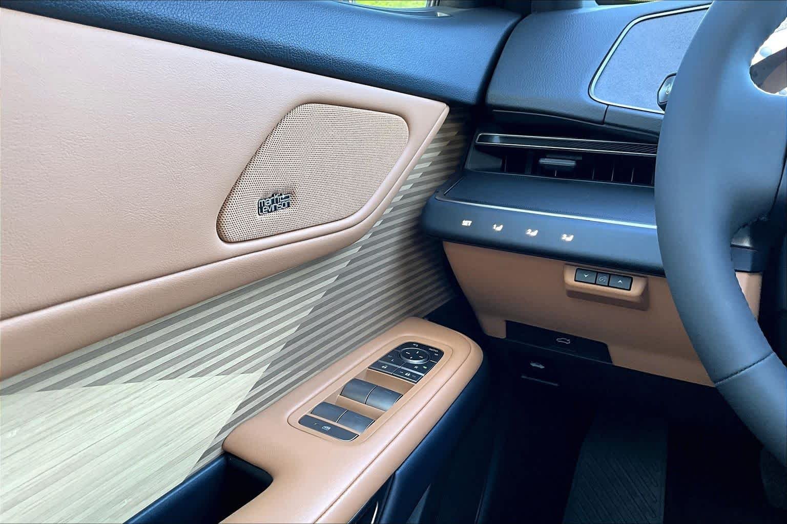 New 2026 Wavelength Lexus LUXURY AWD image 18