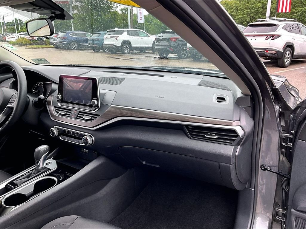 Certified Used 2024 Gray Nissan 2.5 SV image 13