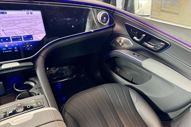 New 2026 Selenite Grey Metallic Mercedes-Benz EQS 400 image 50