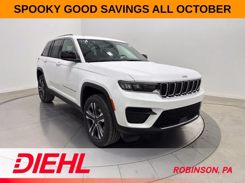 New 2027 Bright White Clear-Coat Paint Jeep Laredo X image 1