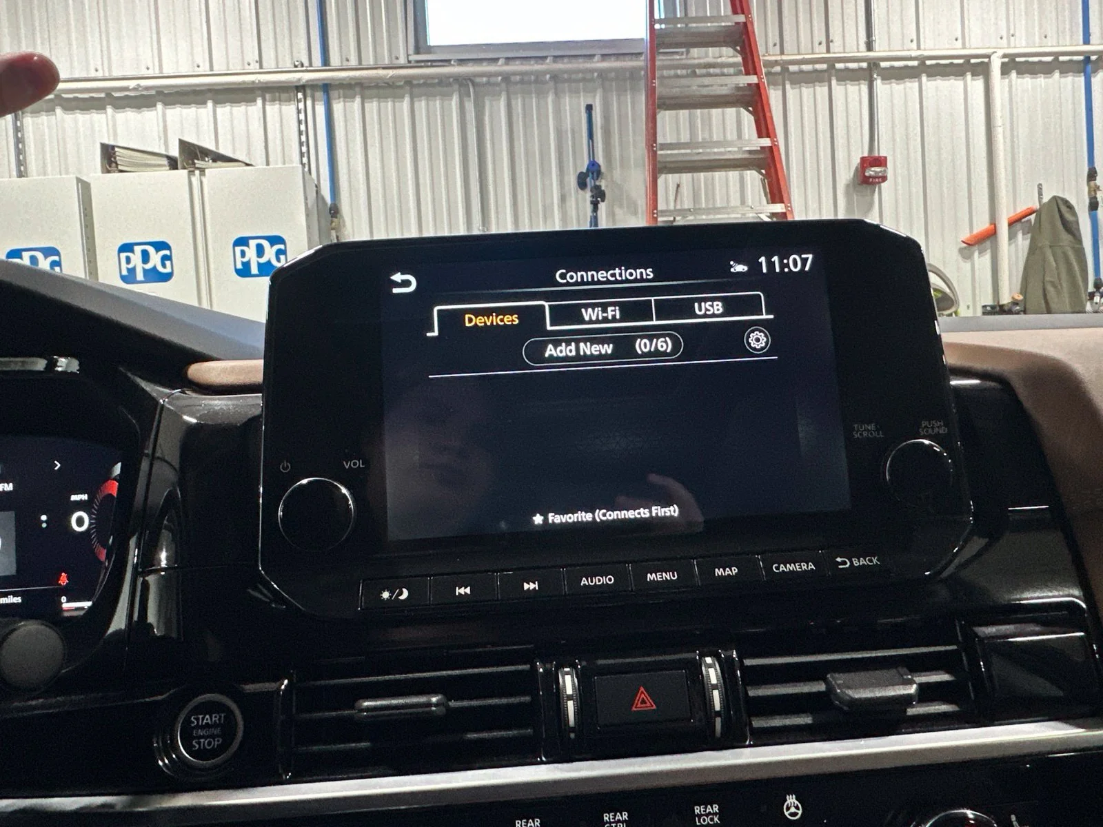 Used 2022 Gray Nissan Platinum image 59