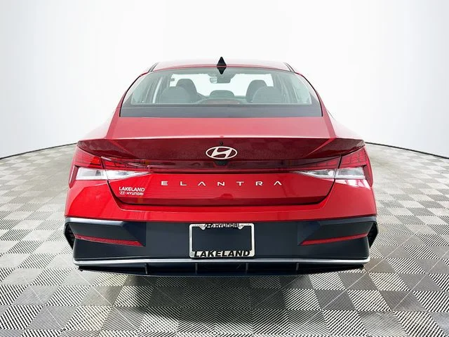 Certified Pre-Owned 2024 Hyundai Elantra SEL