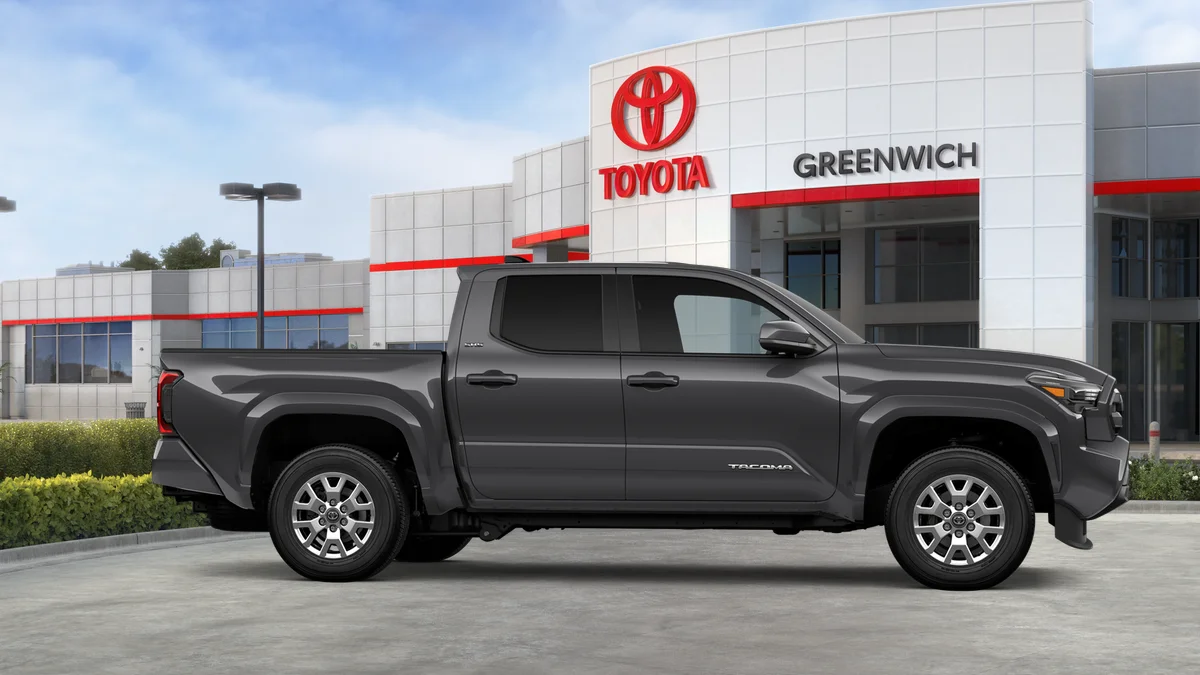 2025 Toyota Tacoma SR5 - Photo 47