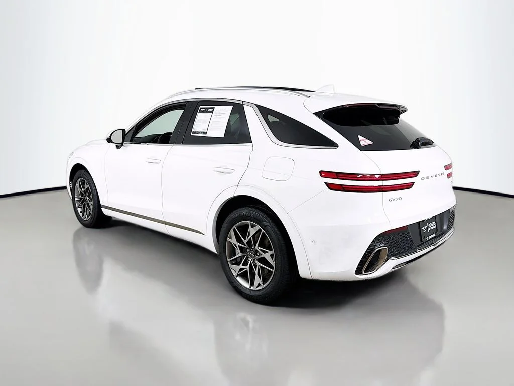 Used 2023 Alta White Genesis 2.5T Advanced image 5