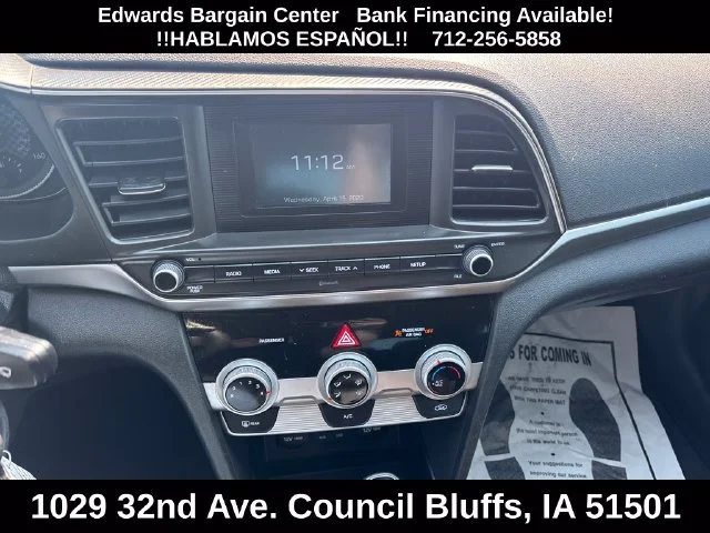 Used 2019 Gray Hyundai SE image 17