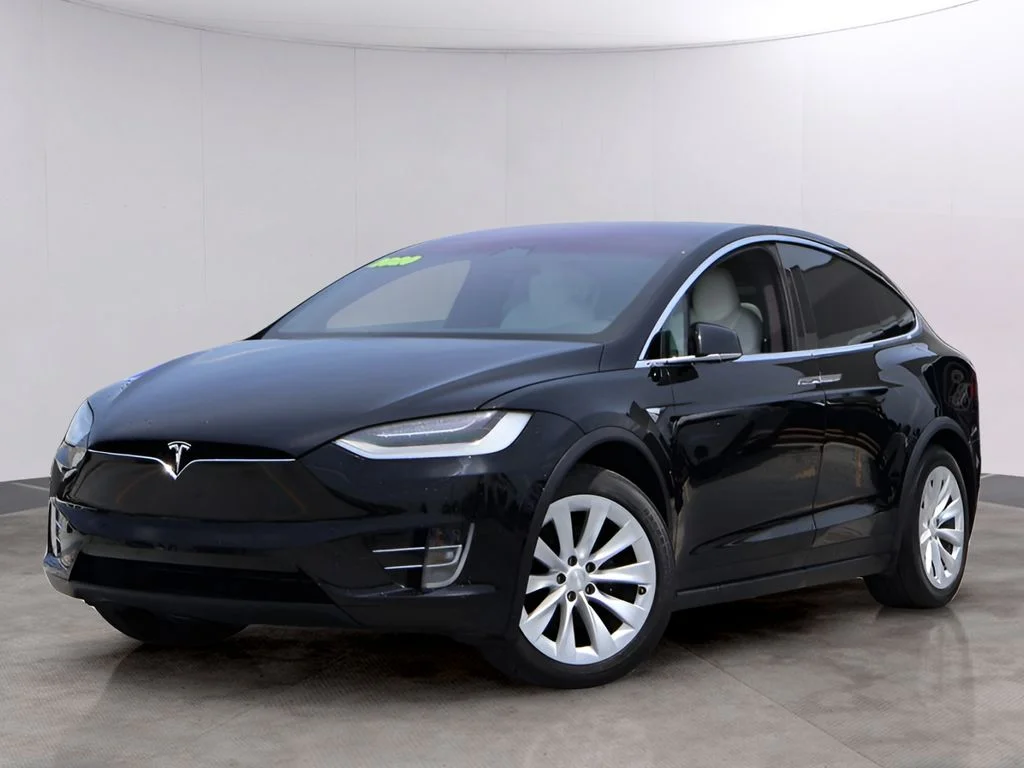 2020 Tesla Model X Long Range's photo