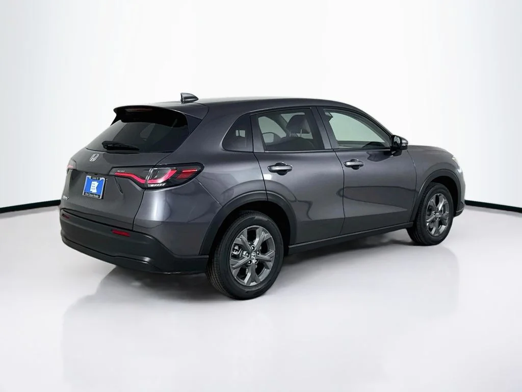 New 2027 Modern Steel Metallic Honda LX image 8