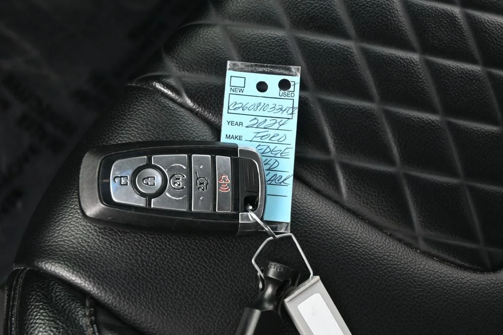Used 2024 Black Metallic Ford Titanium image 20