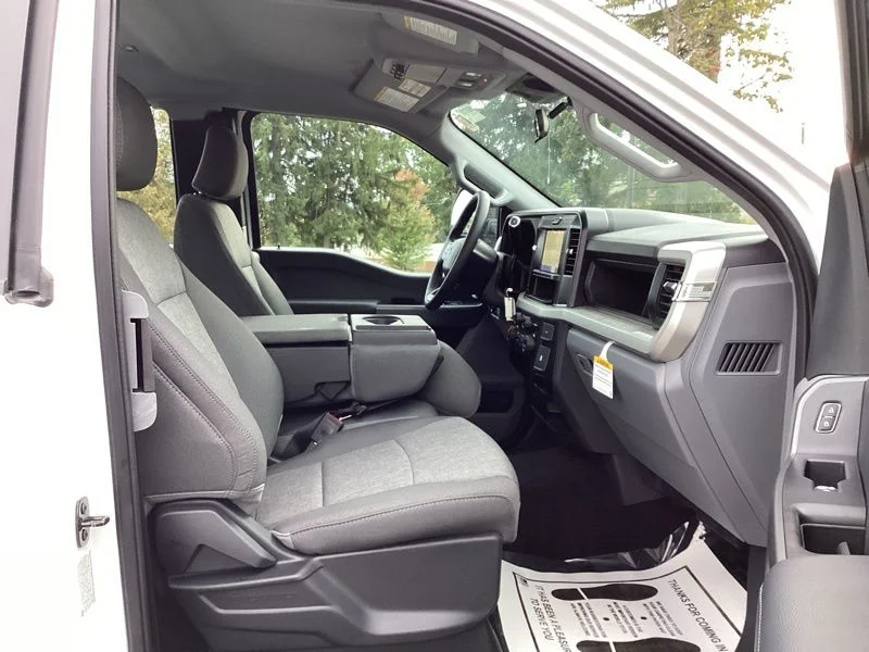 2026 Ford F-350 Super Duty XL - Photo 17
