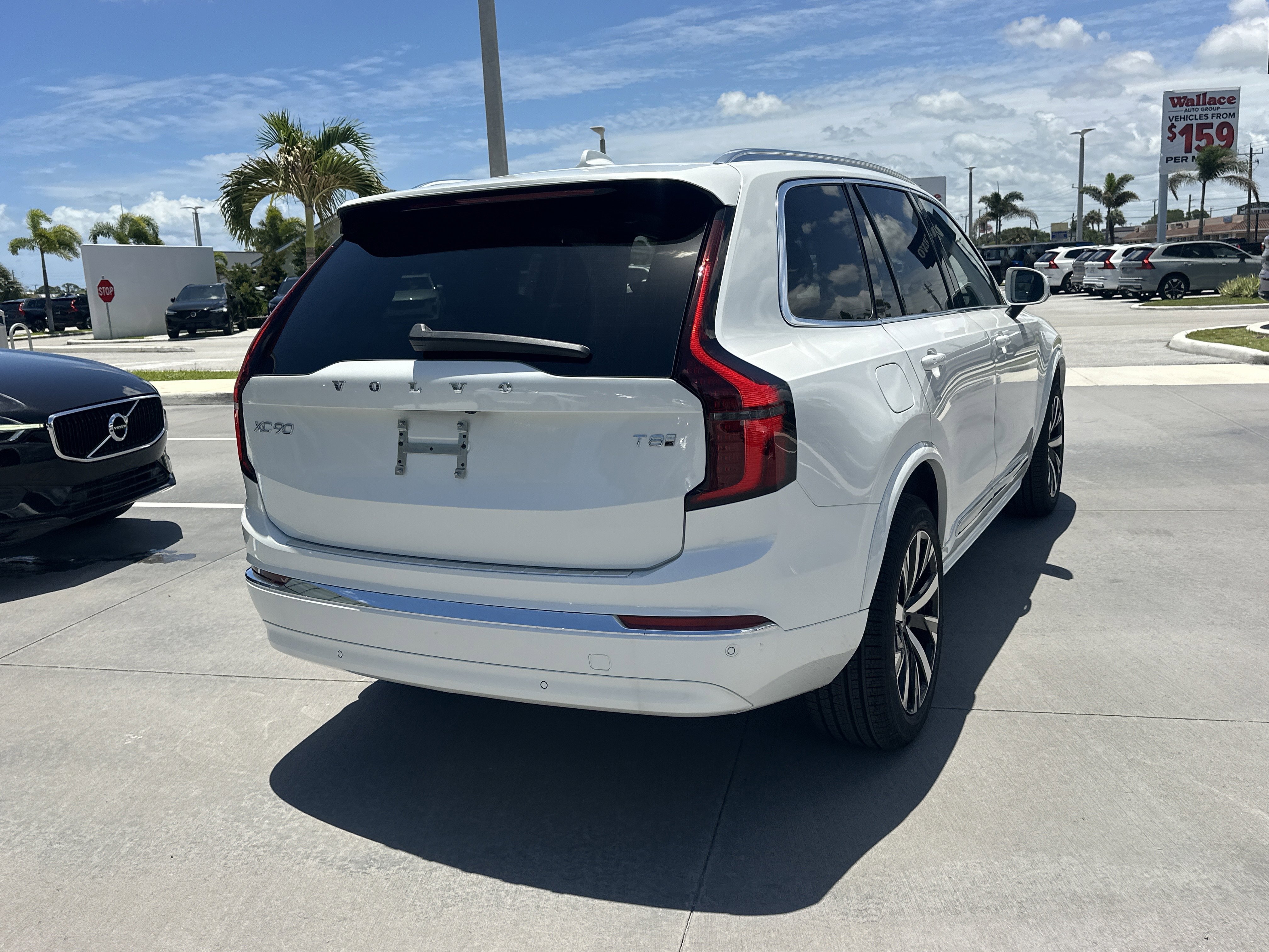 New 2026 Crystal White Volvo Core image 7