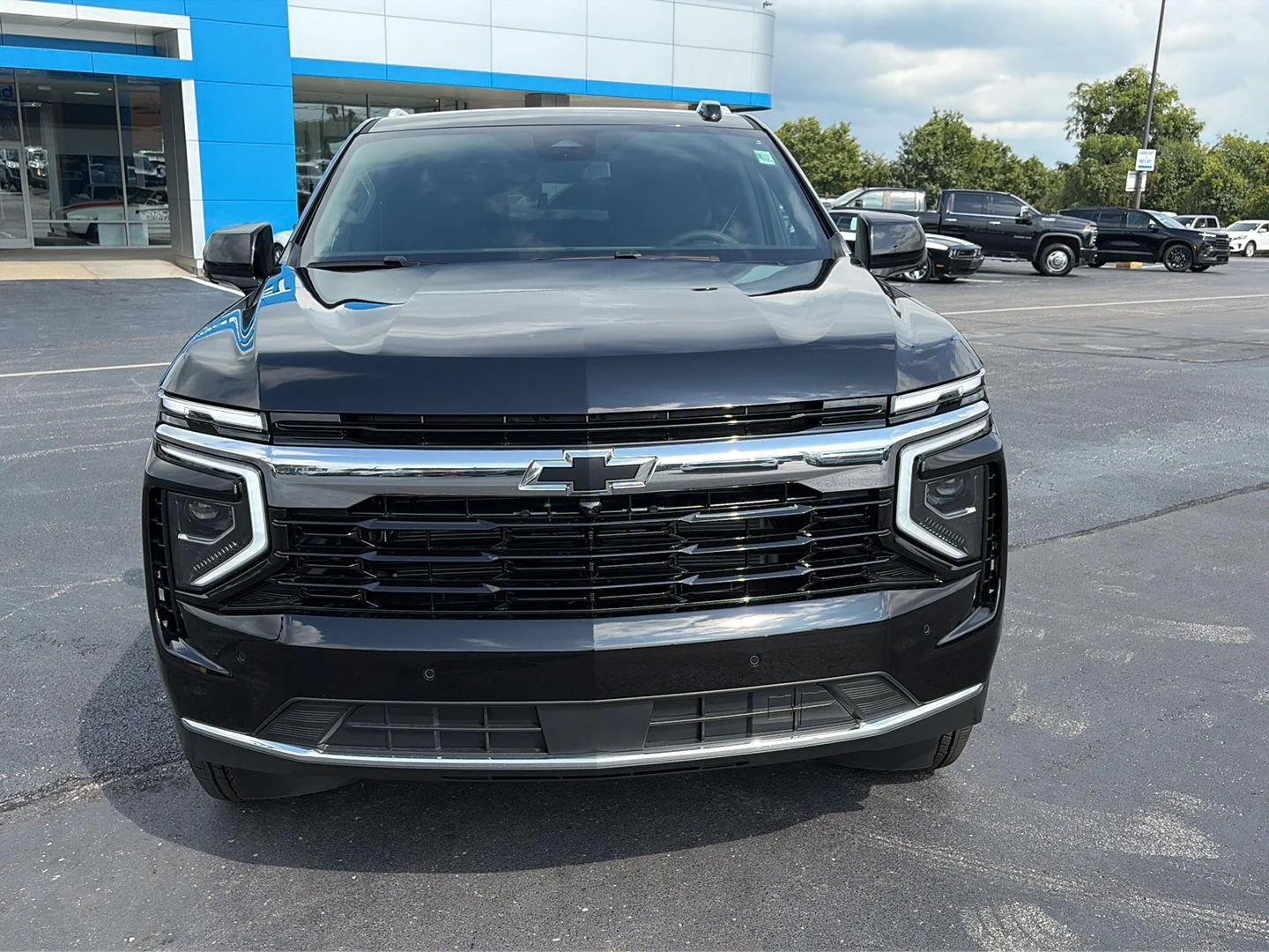2026 Chevrolet Tahoe LS - Photo 8