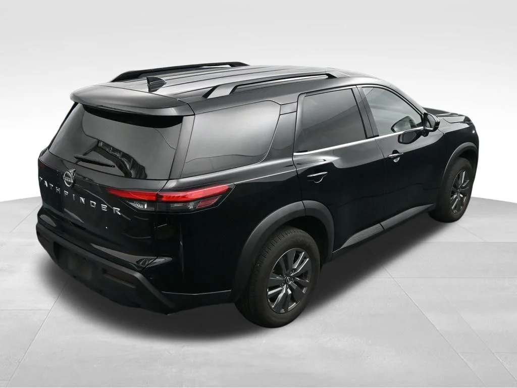 2025 Nissan Pathfinder SV - Photo 30