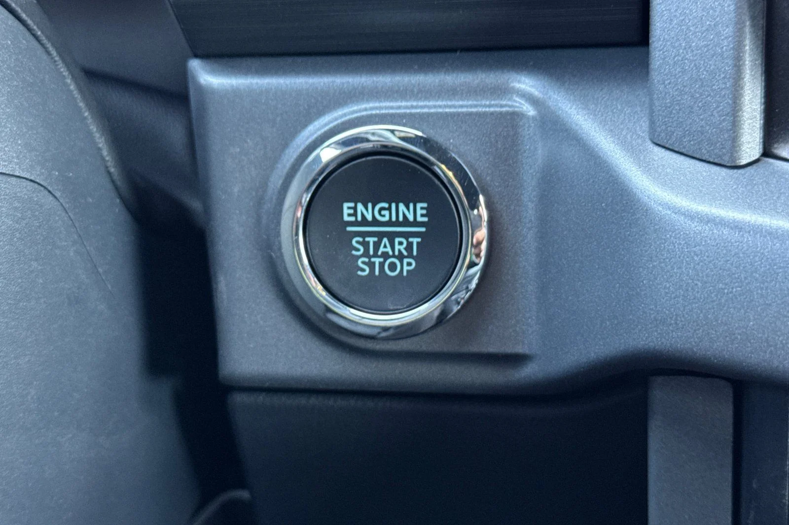 New 2026 Oxford White Ford XLT image 21