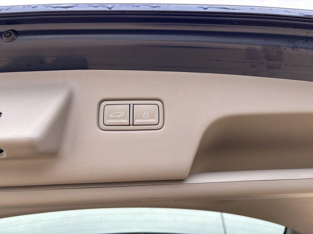 New 2026  Hyundai SEL Premium FWD image 40