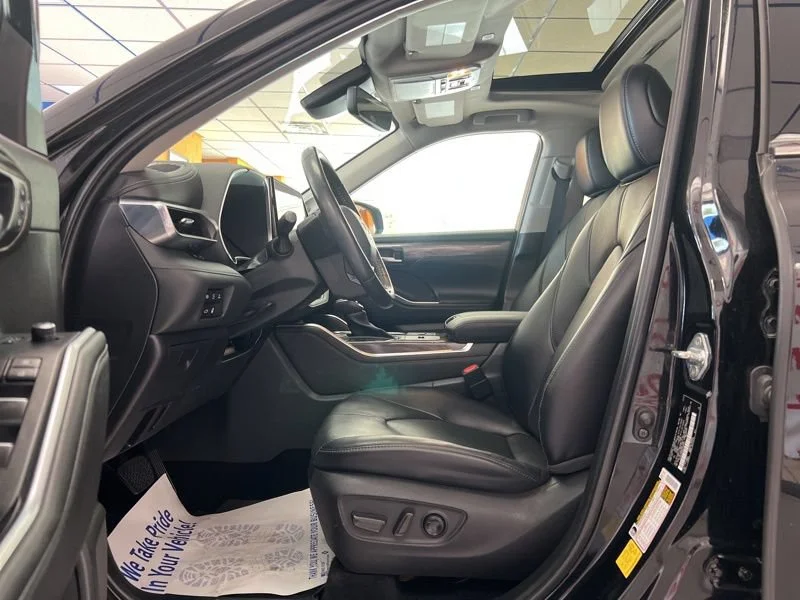 Used 2023 Black Toyota Hybrid Limited image 22