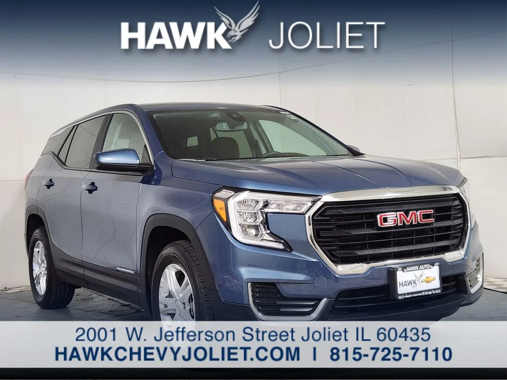 Used 2024 Blue GMC SLE image 1