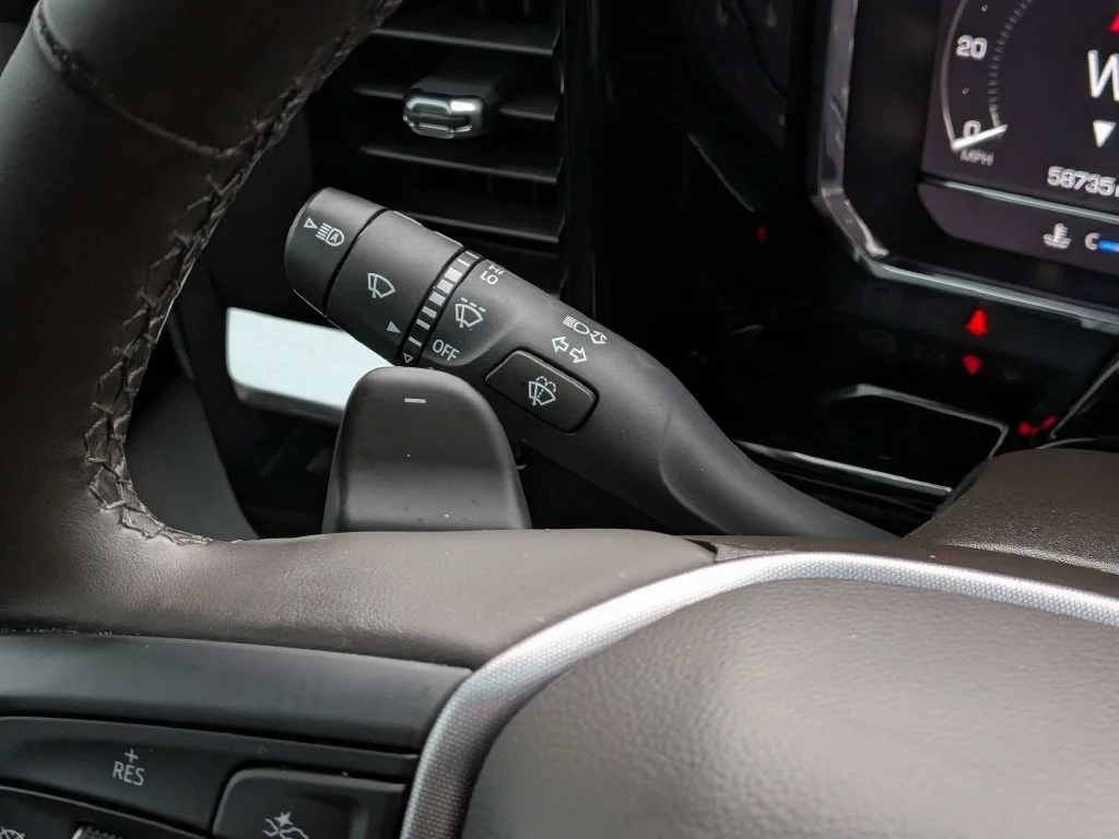 Certified Used 2024 Titanium GMC SLT image 24