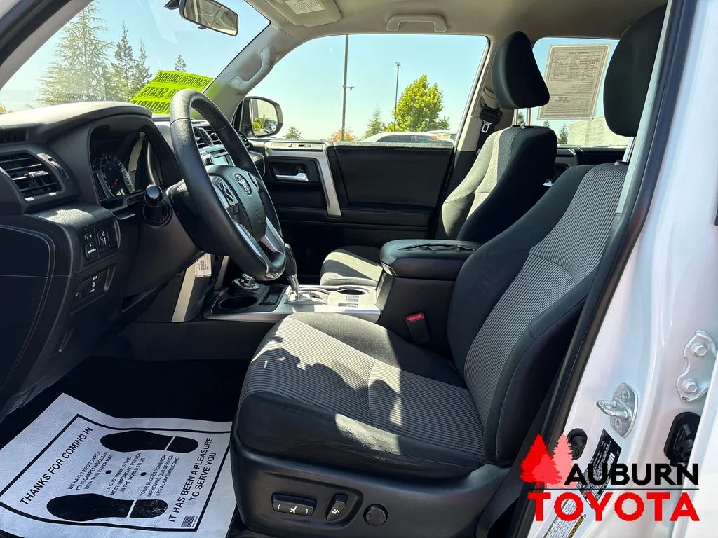 Used 2017 Super White Toyota SR5 image 11