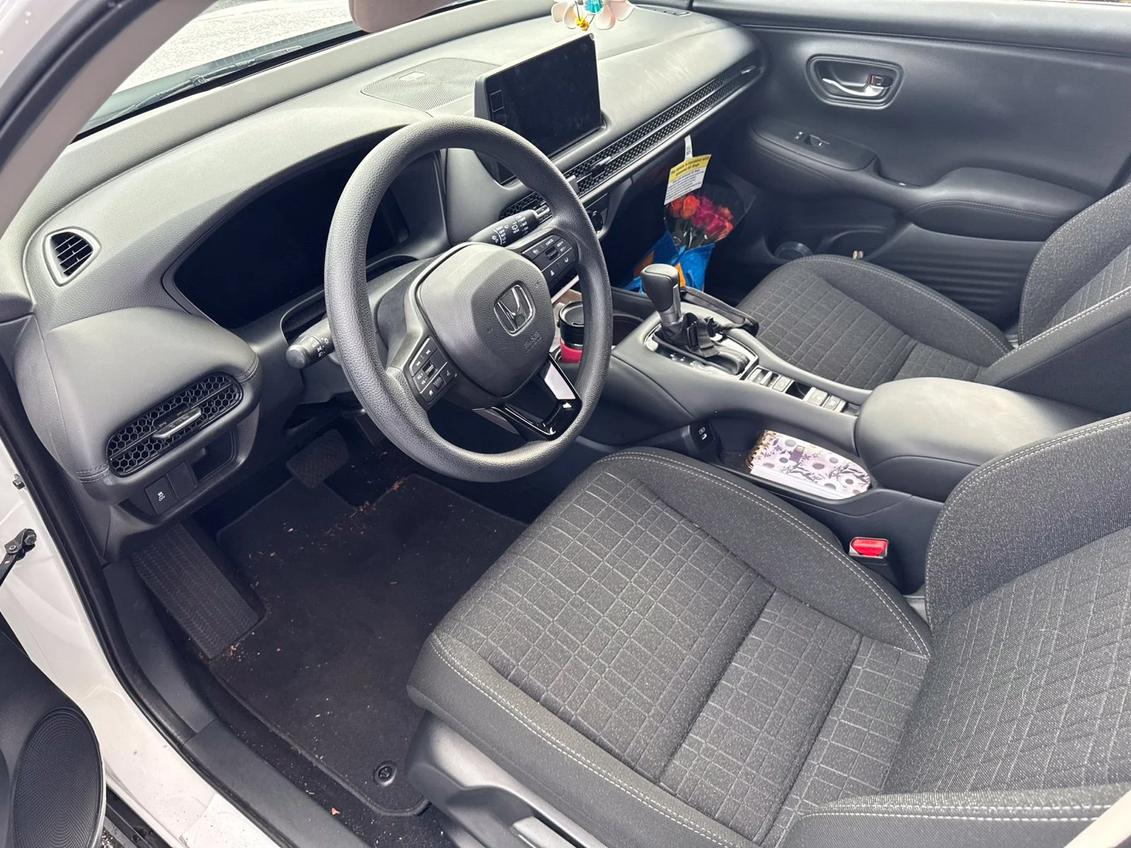 Used 2026 Platinum White Pearl Honda LX image 8