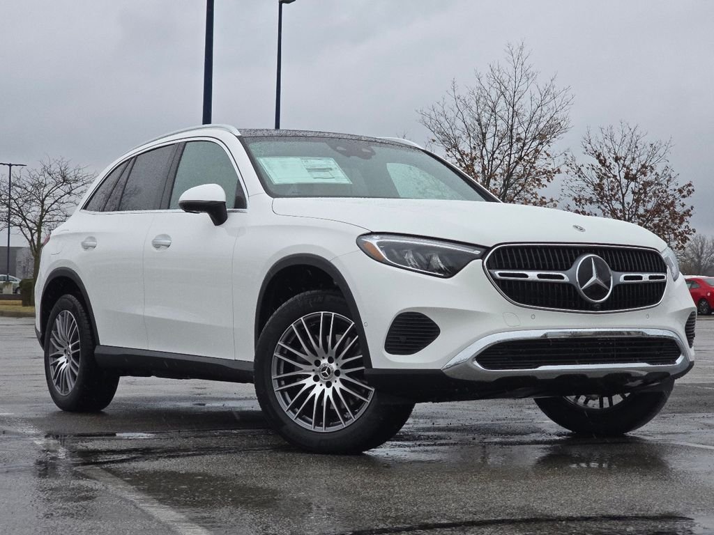 2026 Mercedes-Benz GLC GLC 300 4MATIC's photo