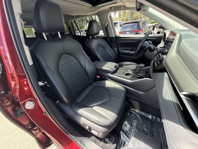 2022 Toyota Highlander XLE - Photo 27