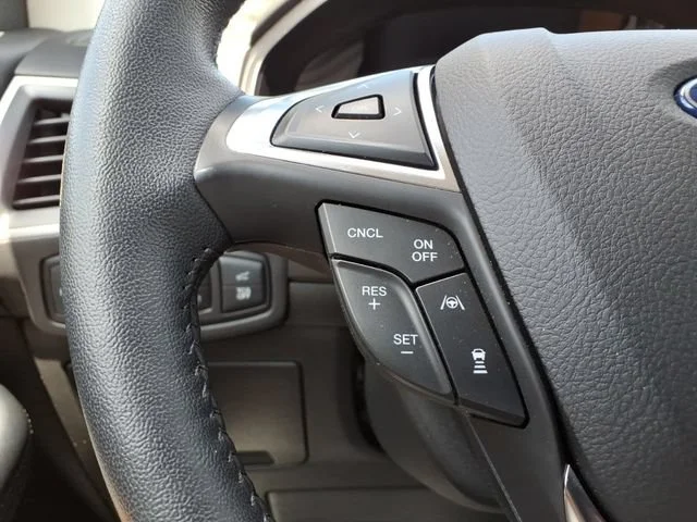 2023 Ford Edge SEL - Photo 25