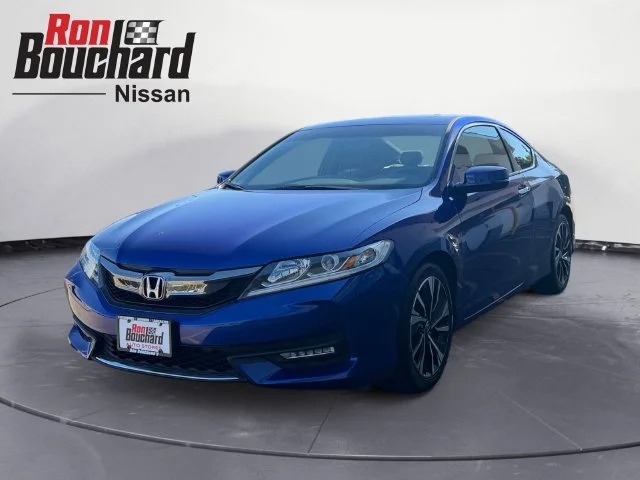 Certified Used 2017 Blue Honda EX image 5