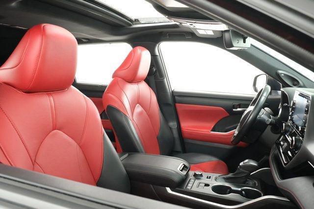 Certified Used 2021 MIDNIGHT BLACK METALLIC Toyota  image 45