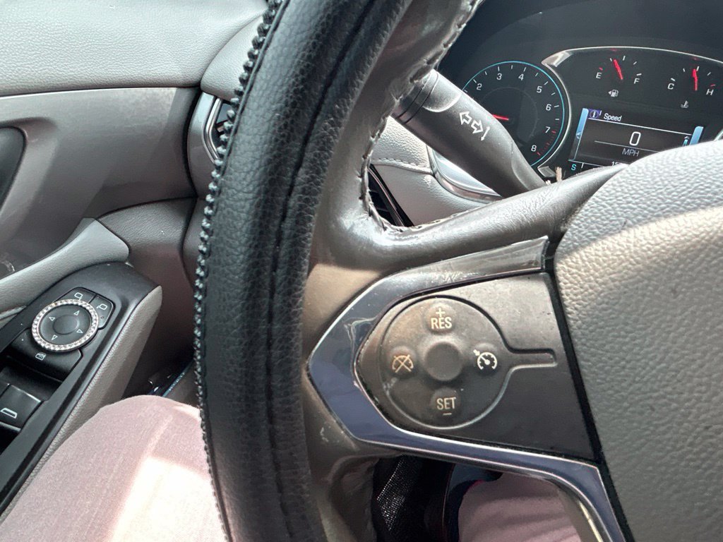 Used 2019 Gray Chevrolet 3LT image 19